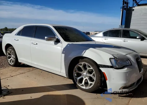 2018 Chrysler 300C z USA, uszkodzony, nr VIN 2C3CCAPT4JH278265